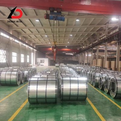 Buona lavorabilità ASTM A653 G60 G90 bobine di acciaio galvanizzato a spangolo regolare da 0,3 mm a 3 mm in base alle esigenze del cliente