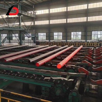 ASTM A53 A106 Sch40 Tubo in acciaio senza saldatura a parete nera Tubo in acciaio senza saldatura per linee petrolifere e di gas Tubo in acciaio senza saldatura laminato a caldo